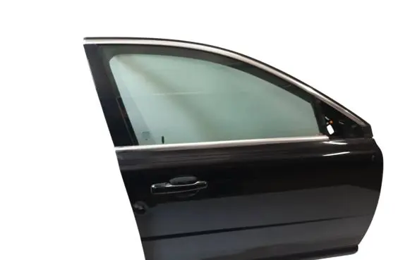 Volvo V70 Front door 6TM60 D307736668003 7G9T14B53KF