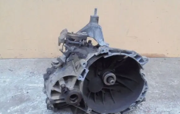 Ford Mondeo Mk III Manual 4 speed gearbox 1S7R-7F096