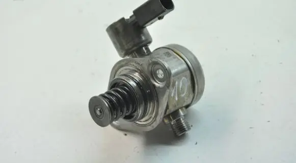 Fuel injection high pressure pump