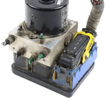 Renault Laguna II ABS Pump 8200159837D 00005847E0 10096014233