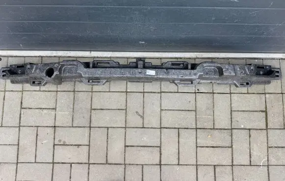 BMW 3 G20 G21 Front bumper foam support bar 