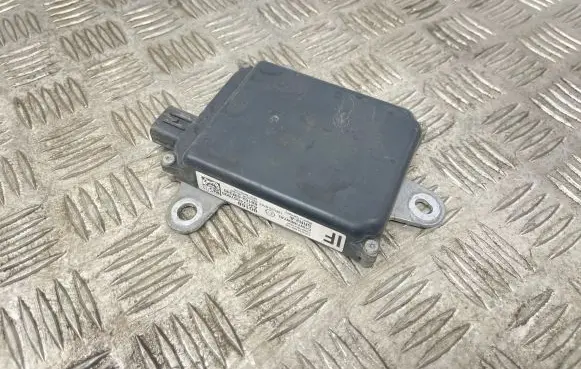 Lexus IS III XE30 Blind spot module 881620W340 A2C74557606