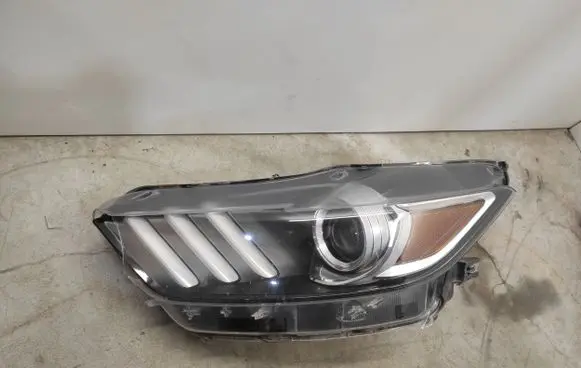 Ford Mustang VI Headlight/headlamp FR3B13006B