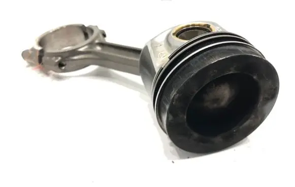 Skoda Octavia Mk3 (5E) Piston with connecting rod CRM04LA