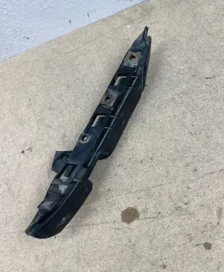 BMW 5 E60 E61 Front bumper mounting bracket 7033705 11460915
