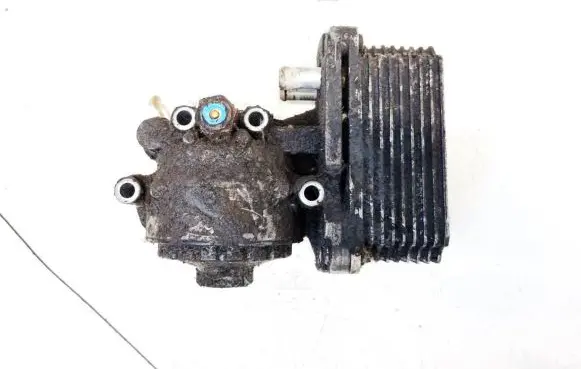 Ford Mondeo Mk III Engine oil radiator 