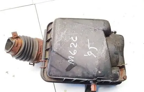 Mazda 626 Air filter box dfp15