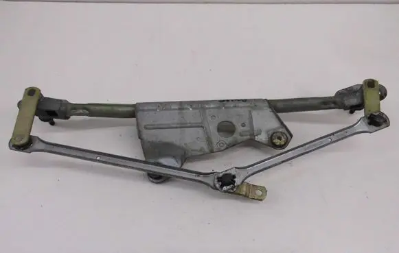 Citroen Saxo Front wiper linkage 