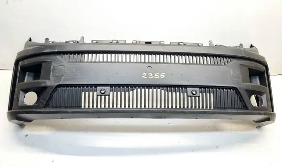Renault Master IV Front bumper 622541366R