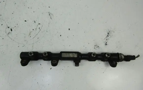 Ford Mondeo Mk III Fuel main line pipe 2S7Q9D280AE