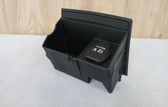 Mercedes-Benz B W245 Car ashtray 1696801050 A1696801050