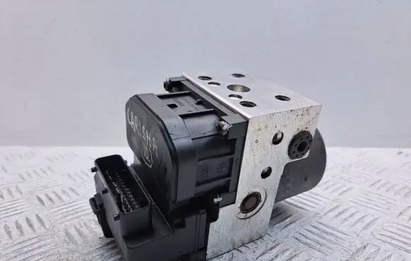 Mitsubishi Carisma ABS Pump 0265216464 MR249754 0273004225