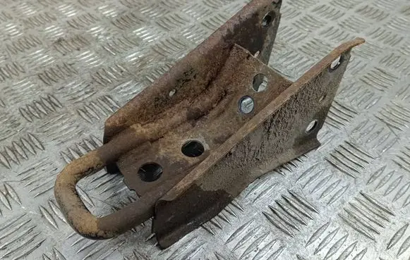 Mitsubishi Outlander Towing hook eye 
