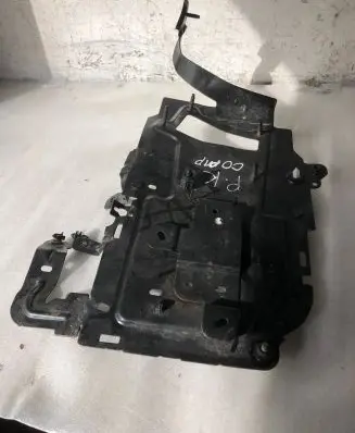 Ford Kuga III Other engine bay part Lx6112a692af
