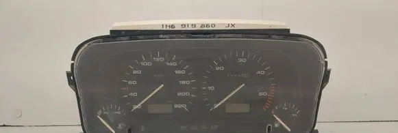 Speedometer (instrument cluster)