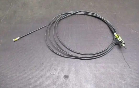 Mazda 3 I Engine bonnet/hood lock release cable 