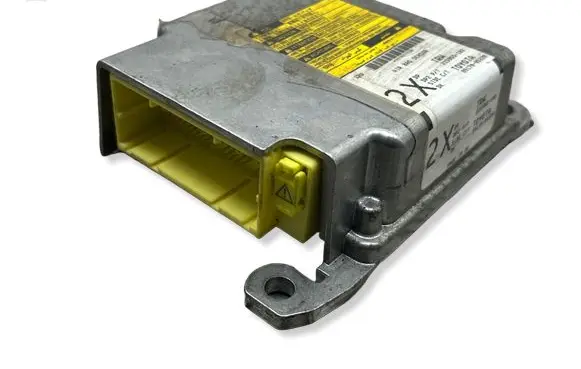 Toyota Avensis T250 Airbag control unit/module 8917005220 215955102