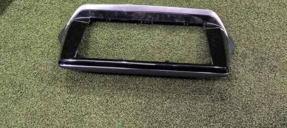 Peugeot 2008 II Radio/GPS head unit trim E119073 E119082B