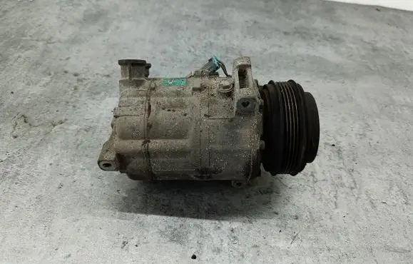 Opel Vectra C Air conditioning (A/C) compressor (pump) 24411270