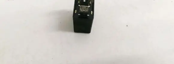 Alfa Romeo 147 Other relay 46520411 B047E