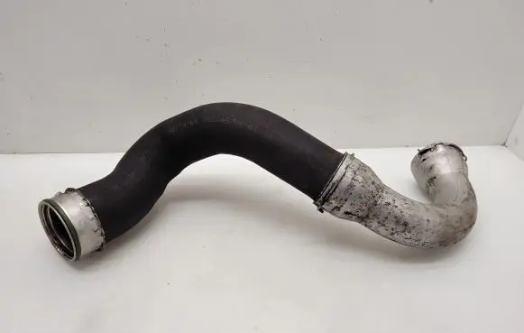 Volkswagen Transporter - Caravelle T5 Intercooler hose/pipe