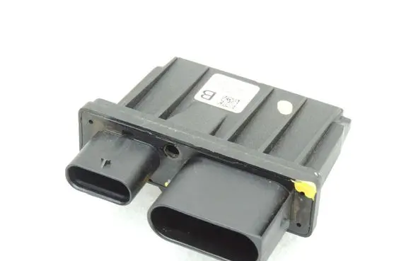 Volkswagen Tiguan Fuel injection pump control unit/module 3Q0941329 0444050203