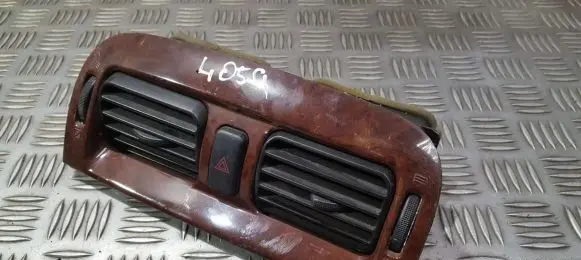 Mazda 626 Dash center air vent grill GM933