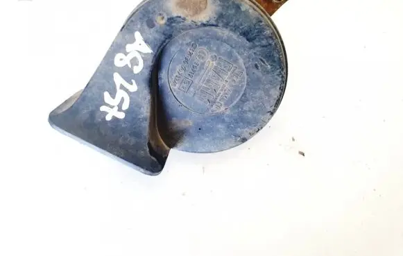 Volkswagen Golf III Horn signal e335717