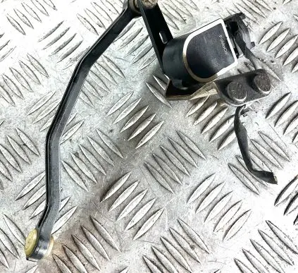 Volvo V60 Headlight/headlamp level sensor 8G9N3C492AA 8G9N3C492