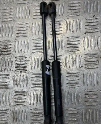 Subaru Legacy Tailgate/trunk strut/damper 57522AL00A
