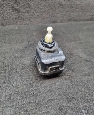 Audi A3 S3 8L Headlight level adjustment motor 3B0941295C