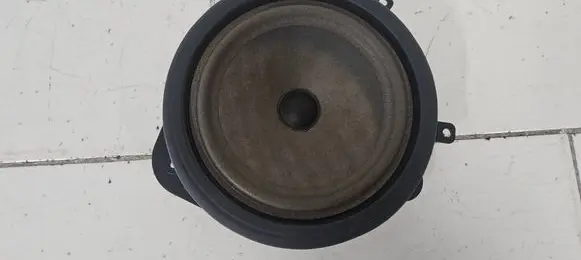 Audi A3 S3 8P Front door speaker 8P0035411