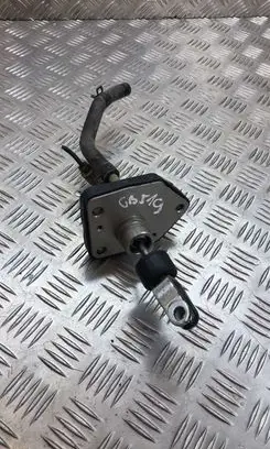Hyundai Santa Fe Clutch master cylinder