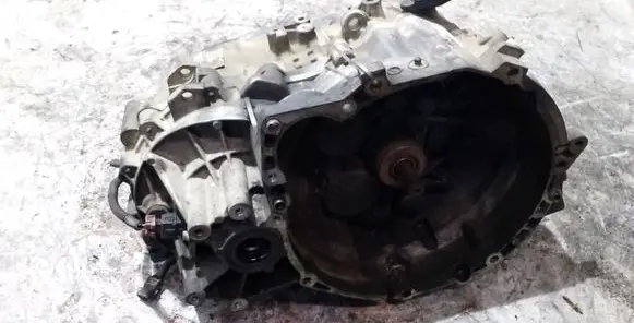 Mitsubishi Carisma Manual 5 speed gearbox 1023765