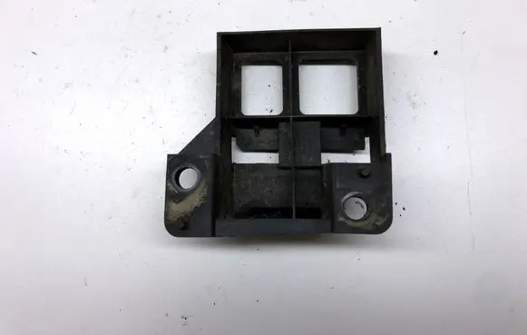 Mercedes-Benz Sprinter W906 Front bumper mounting bracket A9068850163