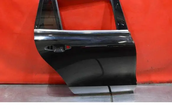 Volvo V60 Rear door 