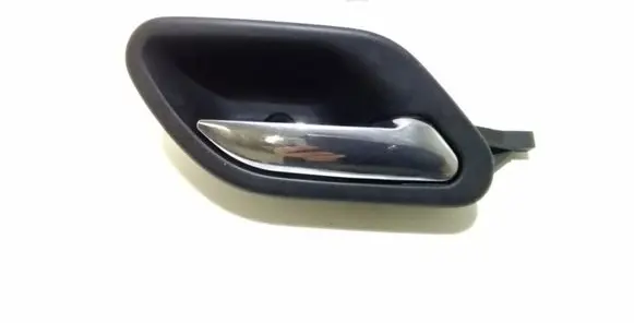 BMW 5 E39 Front door interior handle 8226050
