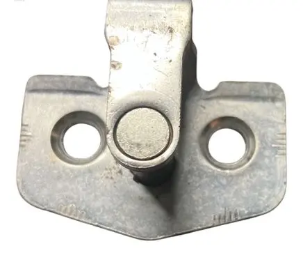 Opel Zafira A Front door lock loop/hook striker 96336