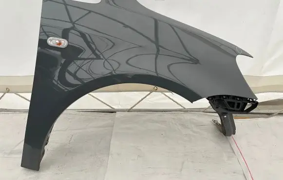 Volkswagen Caddy Fender