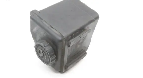 Chrysler 300 - 300C Power steering fluid tank/reservoir 04782345AC