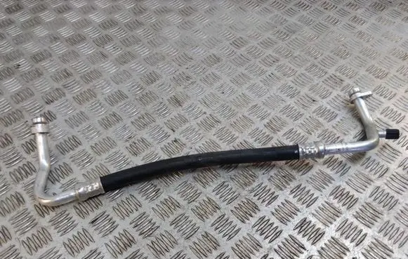 Nissan Navara D23 Air conditioning (A/C) pipe/hose 924804KJ0C