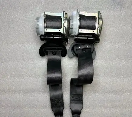 Porsche Cayenne (9Y0 9Y3) Set of seat belts 9Y0857805K