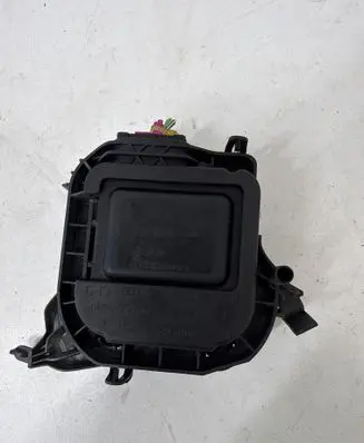 Volkswagen Polo Air flap motor/actuator 6Q0907511B 0132801206