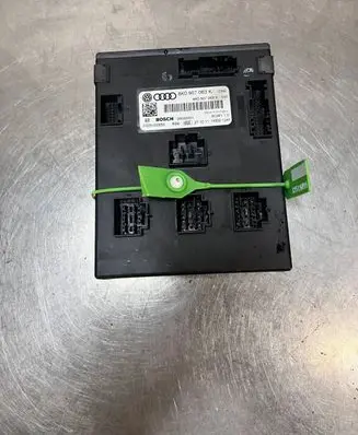 Audi Q5 SQ5 Trunk lid opening control unit 8K0907063K