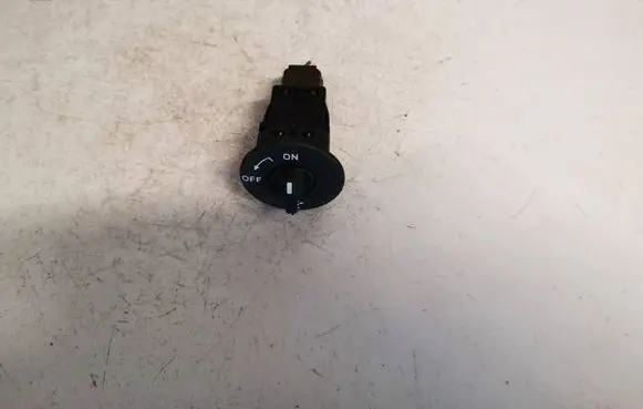 Passenger airbag on/off switch