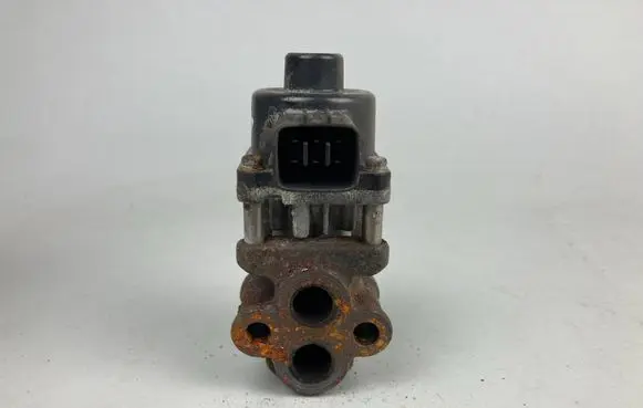 Subaru Legacy EGR valve