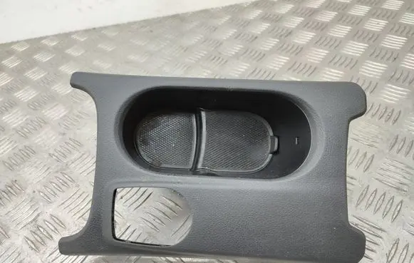 Mercedes-Benz CLA C117 X117 W117 Cup holder A1766800210