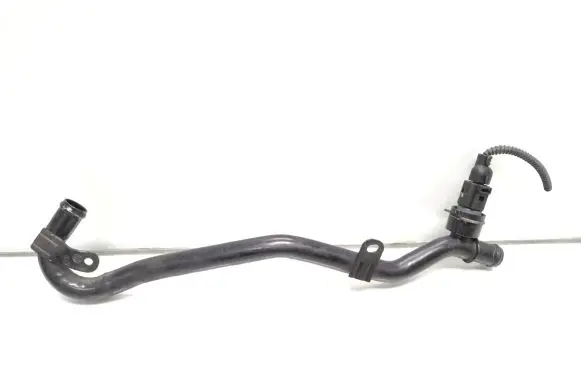 Volkswagen Golf VI Engine coolant pipe/hose 5N0121065