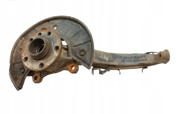 Volkswagen Touareg I Front wheel hub spindle knuckle 7L6407258A