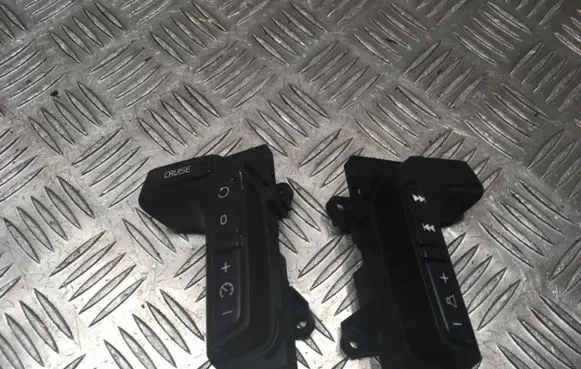 Volvo S80 Sound control switch 3073957705W25